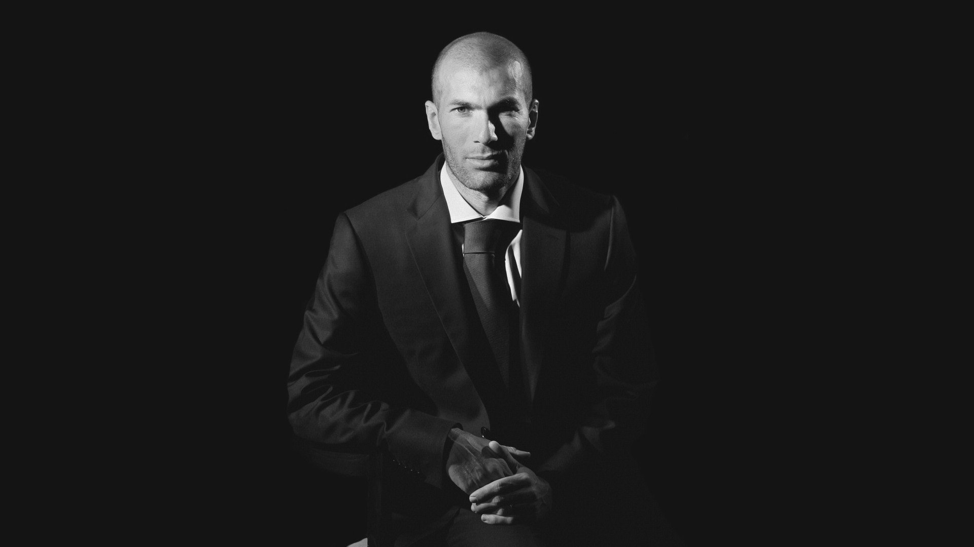 1.当星月辉映泰晤士，齐耶赫的圣帕特里克之剑刺穿2026世界杯F组英印之战